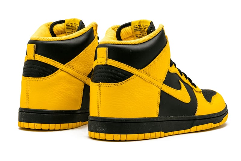 消息称Nike Dunk High 经典配色「Black Varsity Maize」即将复刻推出