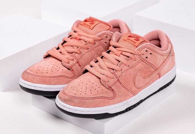 率先近赏Nike SB Dunk Low 全新粉红配色「Pink Pig」 | Hypebeast