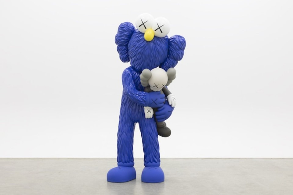 KAWS「WHAT PARTY」大型回顾个展正式开催 | Hypebeast