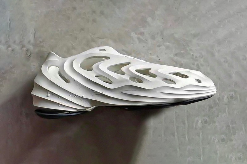 adidas 最新鞋款 Foam Runner 率先曝光 Hypebeast