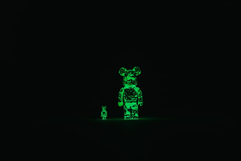 MEDICOM TOY - 2021 BE@RBRICK ACU Silver Jahan Loh 銀財神 2021 BE@RBRICK ACU Silver Jahan Loh 銀財神