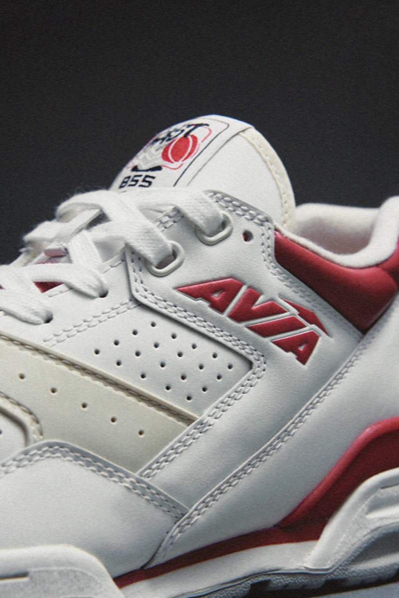 avia walking shoes