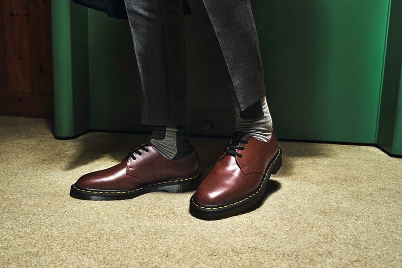 UNDERCOVER x Dr. Martens 最新联名英制1461 皮鞋正式登场