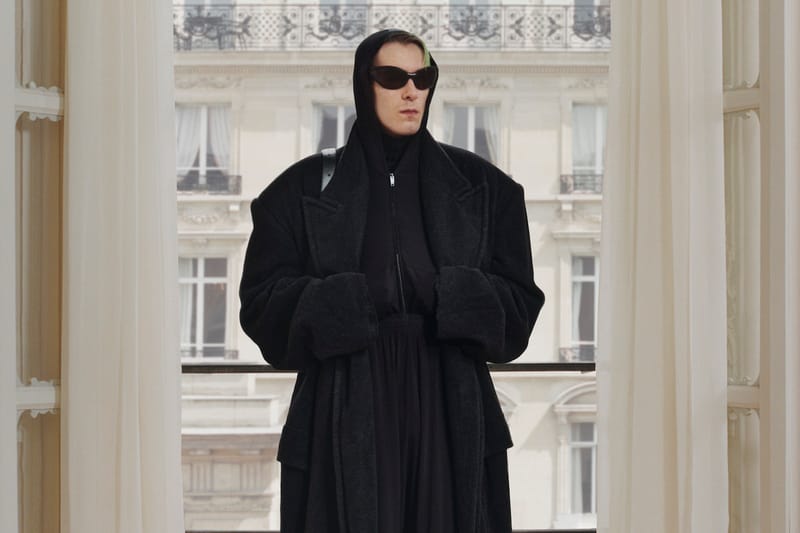 BALENCIAGA 2024 Spring Collection Lookbook Officially Released Archyde   BALENCIAGA SPRING 24 LOOK 0 