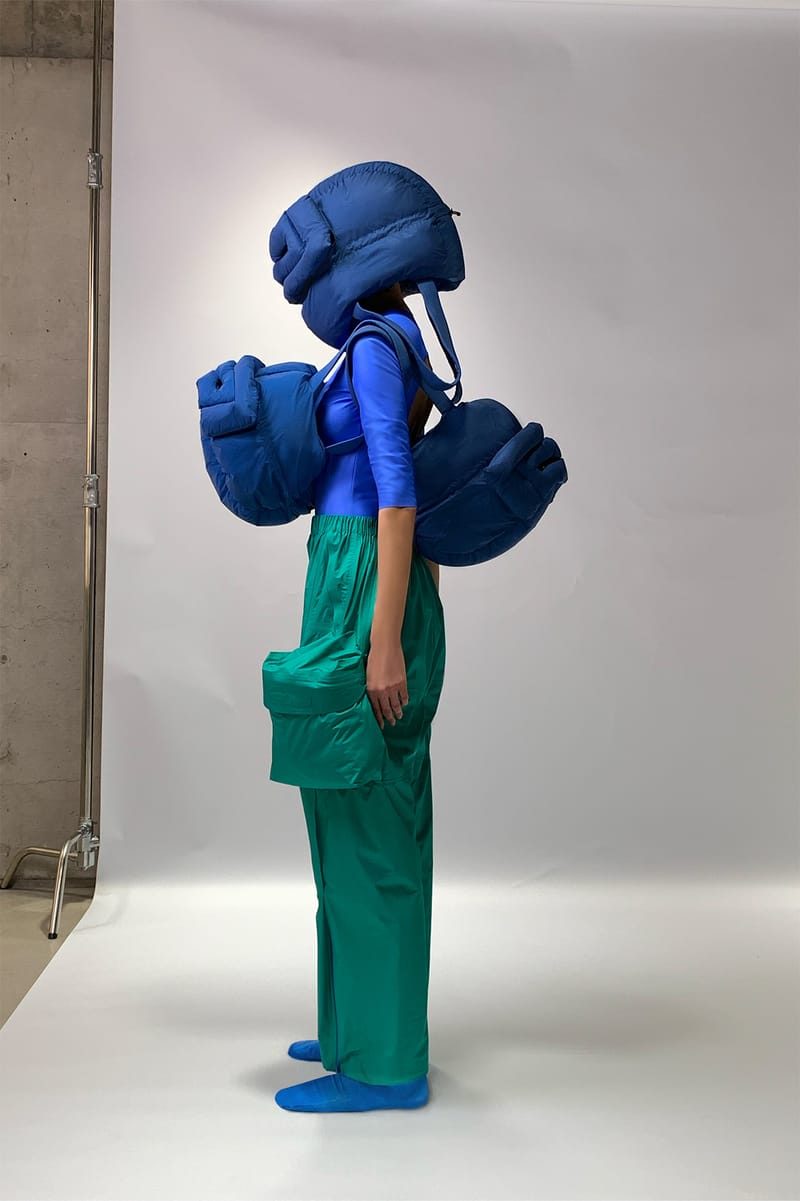 Dingyun Zhang 释出最新作「Blue Reflex Helmet Bag」蓝色反光头盔包 ...