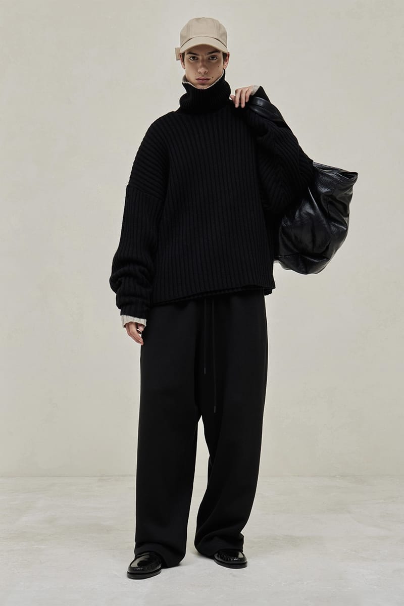 【2024秋冬新作】Fear of God ESSENTIALS 長袖 2024年 11/13 発売】FEAR OF GOD ESSENTIALS 2024 HOLIDAY
