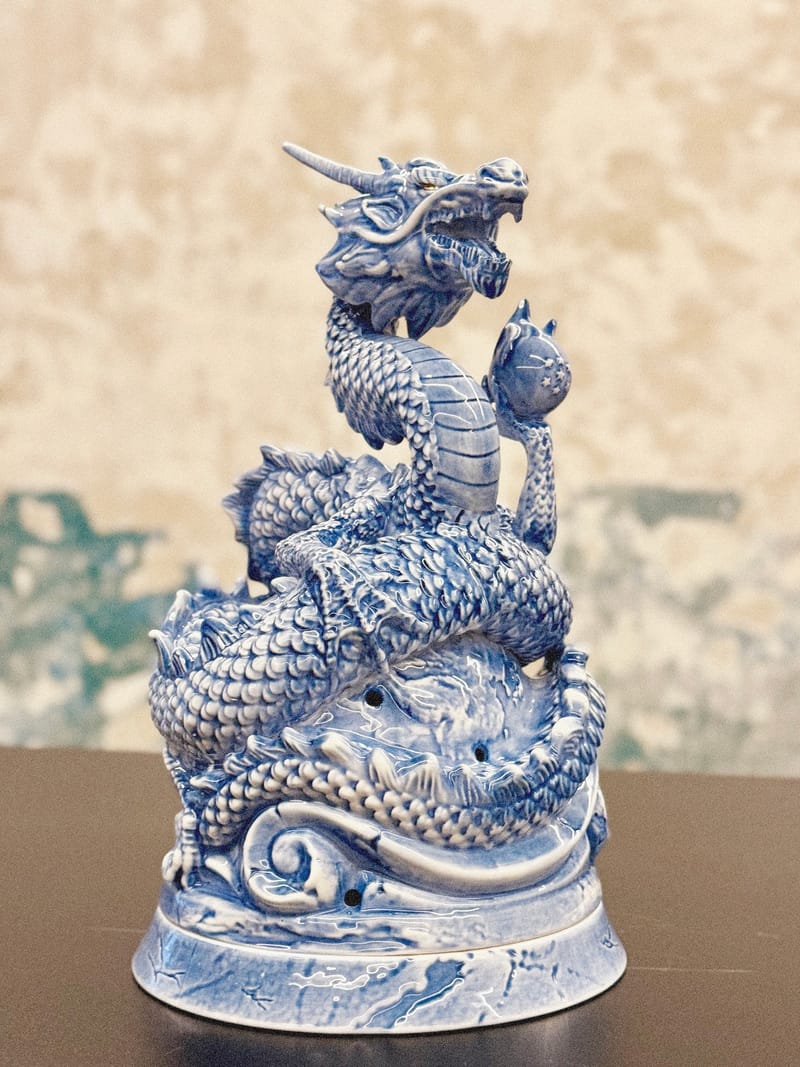 旧蔵した中国骨董古い唐物【龍雲】彫漆堆朱大きめ茶道御香合、書道印合