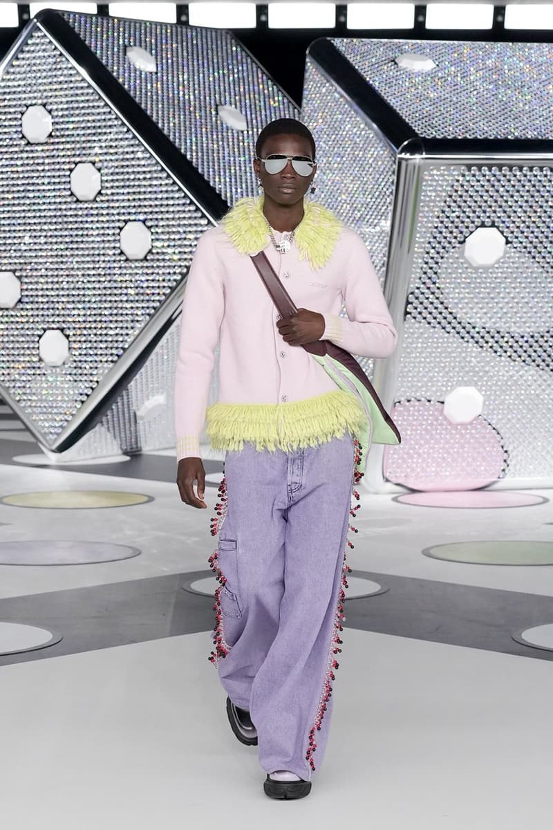 Off-White™ 2024 秋冬系列大秀登场 | Hypebeast