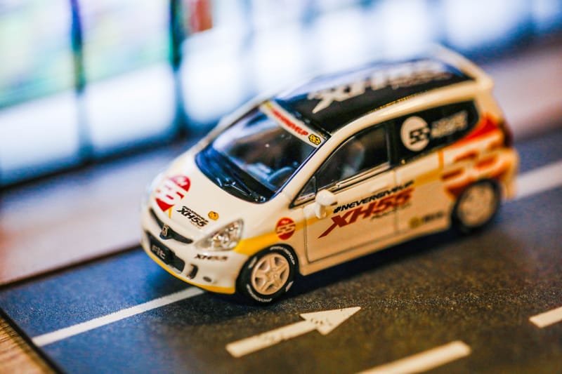 XH55 x Unique Model Honda Fit GD 联名模型车即将登场| Hypebeast