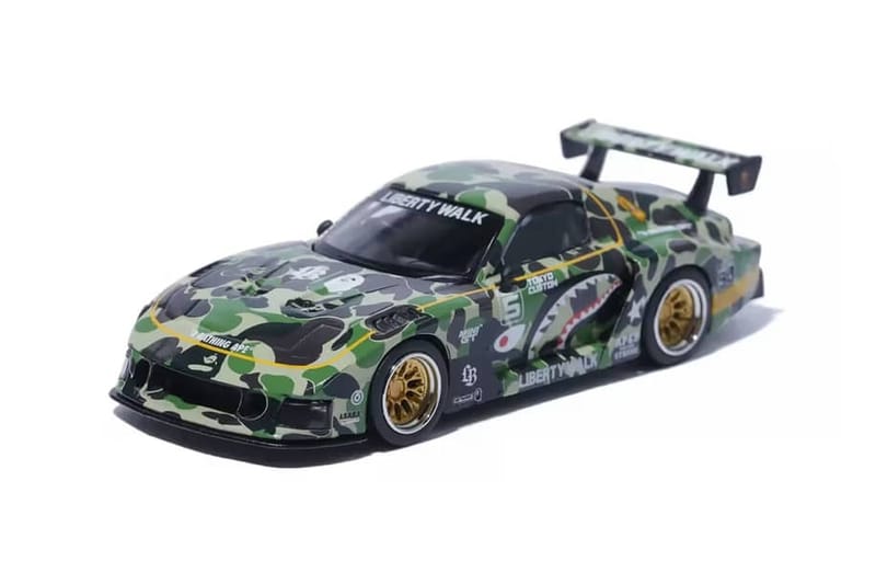 A BATHING APE x LIBERTY WALK 6台セット A BATHING APE® X LIBERTY WALK | bape.com