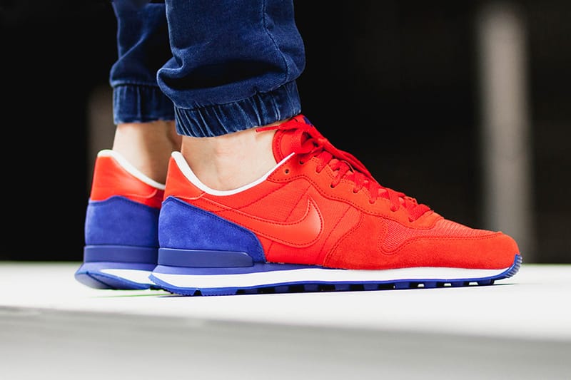 Nike internationalist university red best sale