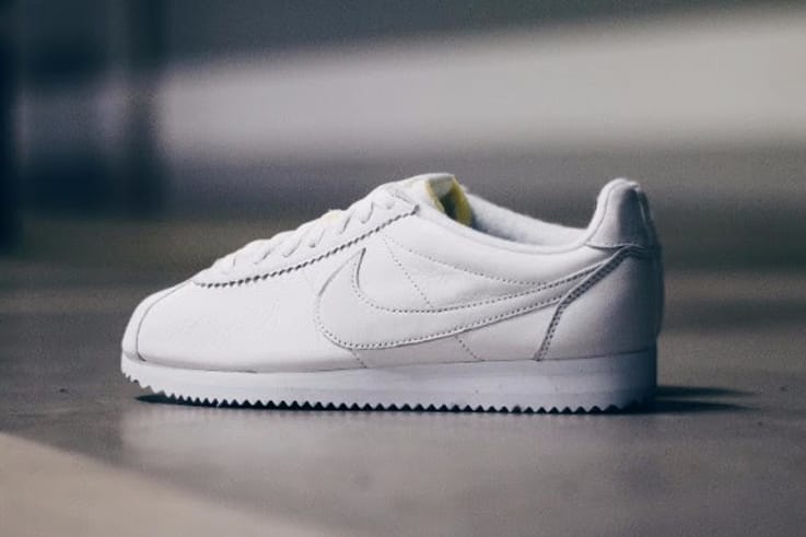 nike white cortez