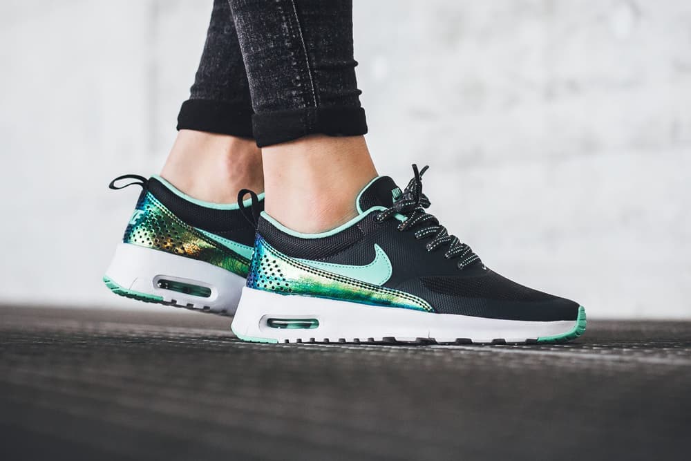 nike air max thea mint green