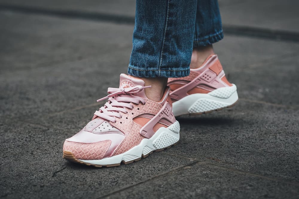 nike huarache run rosa