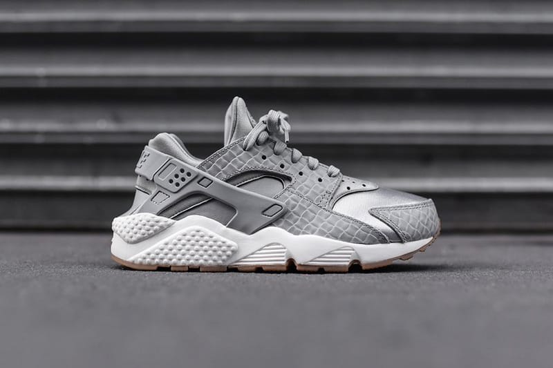 nike huarache mens wolf grey