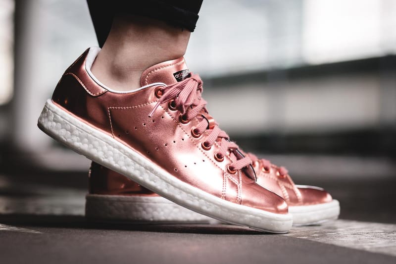 {keywor d} adidas stan smith metallic rose gold