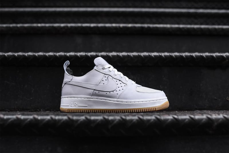 Nike Air Force 1 CMFT TC SP in SailBlackGum | HYPEBAE Nike Air Force 1 CMFT TC SP in SailBlackGum | HYPEBAE