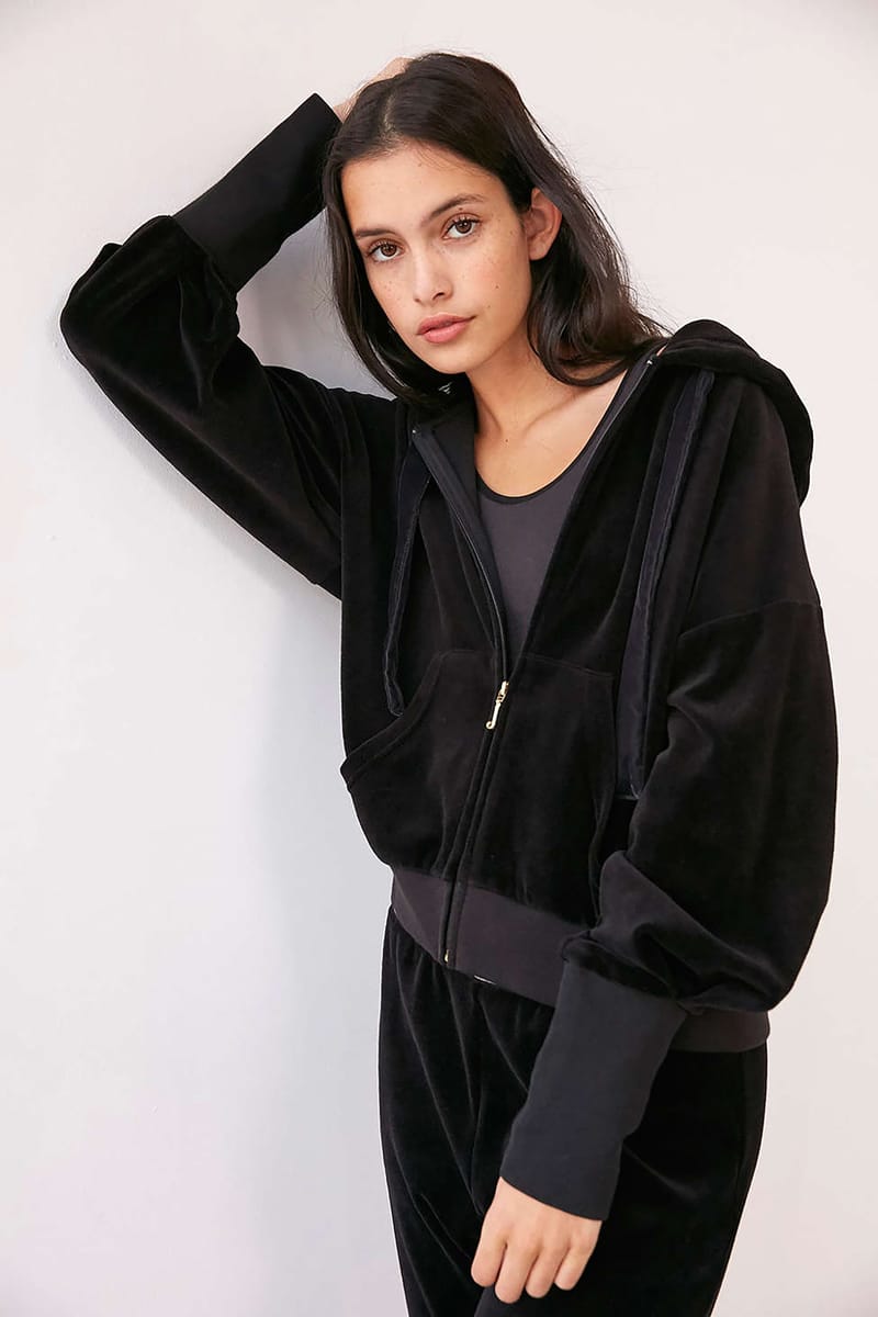 Velvet tracksuit clearance womens black