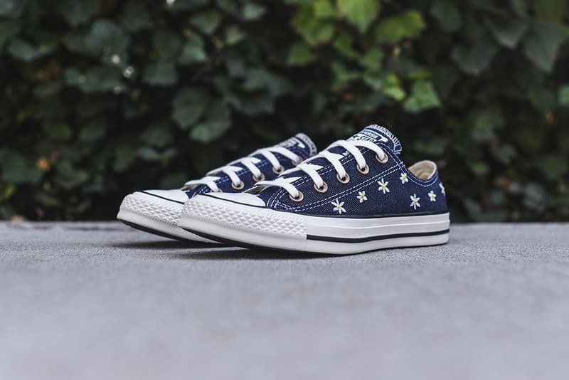 denim daisy converse