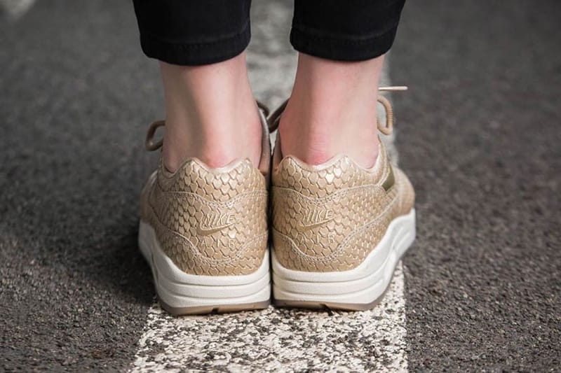 air max 1 blur air max 1 blur