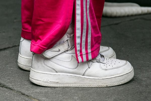 One Item Two Ways: Nike Air Force 1 Outfits | HYPEBAE One Item Two Ways: Nike Air Force 1 Outfits | HYPEBAE