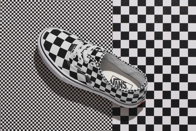 Vans store checker logo