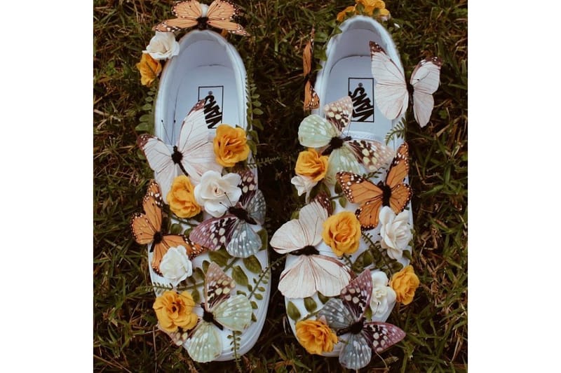 Vans with flowers on on sale them