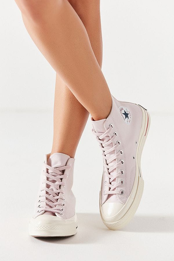 Chuck taylor rose top