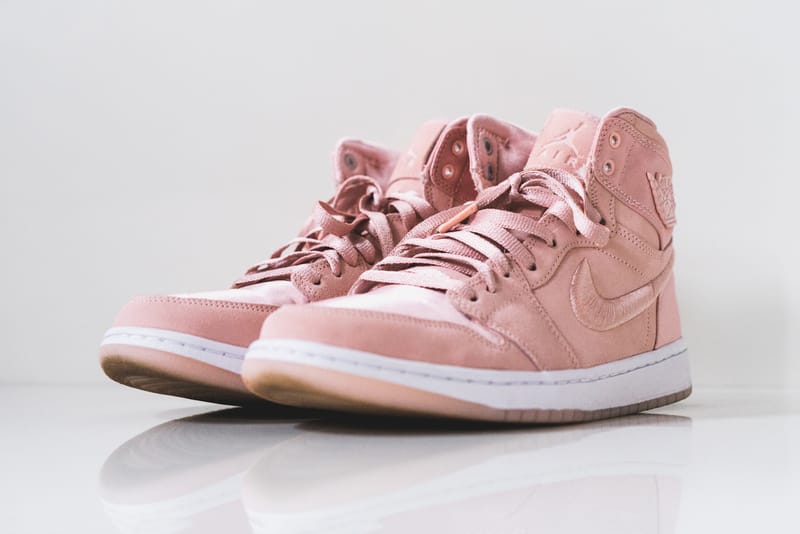 Air jordan store 1 sunset tint