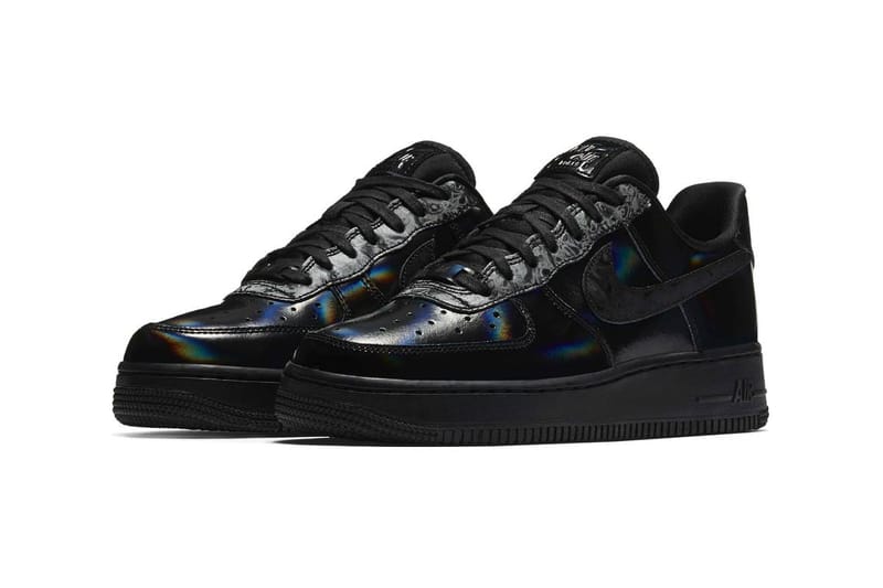 Nike air force 2025 shiny black