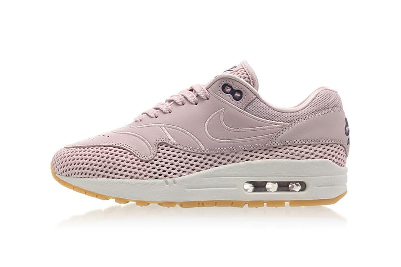 Dusty rose hotsell nike air max