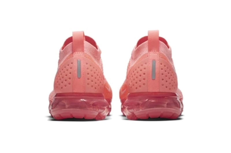 Nike vapormax flyknit coral best sale