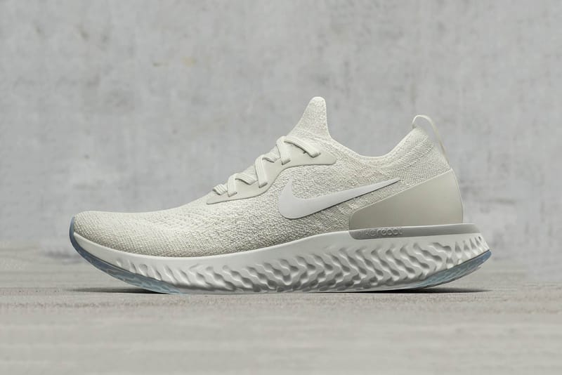 Nike epic react hot sale flyknit 2 beige