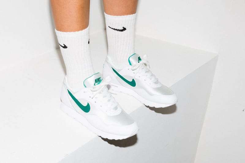 Nike sales outburst green