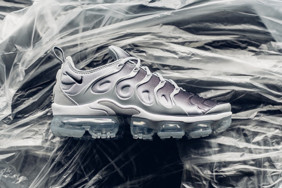 vapormax grey wolf