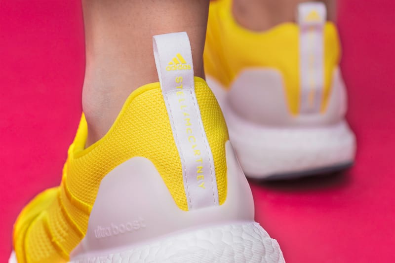 Ultra boost shop uncaged yellow