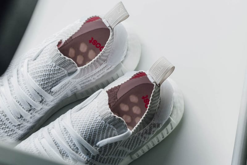 Adidas nmd r1 outlet primeknit white pink