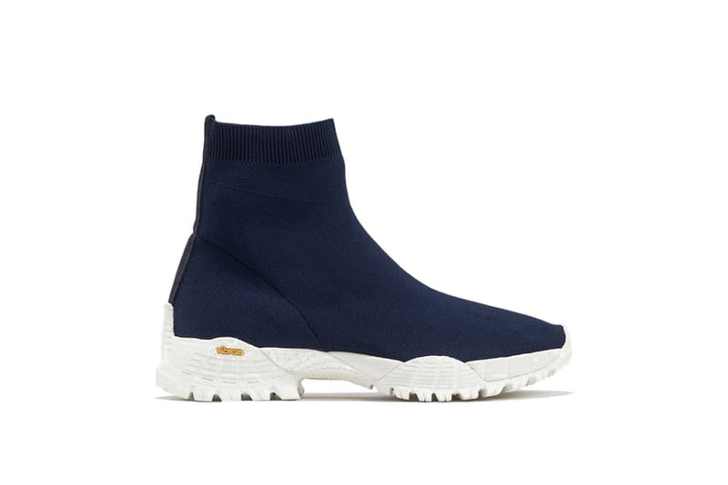 Navy hot sale sock trainers