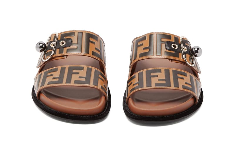 Fun fendi sale logo slide sandal