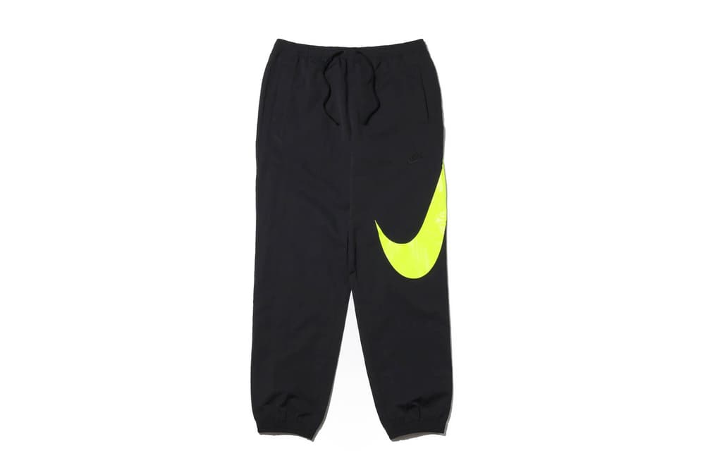nike women's swoosh tracksuit