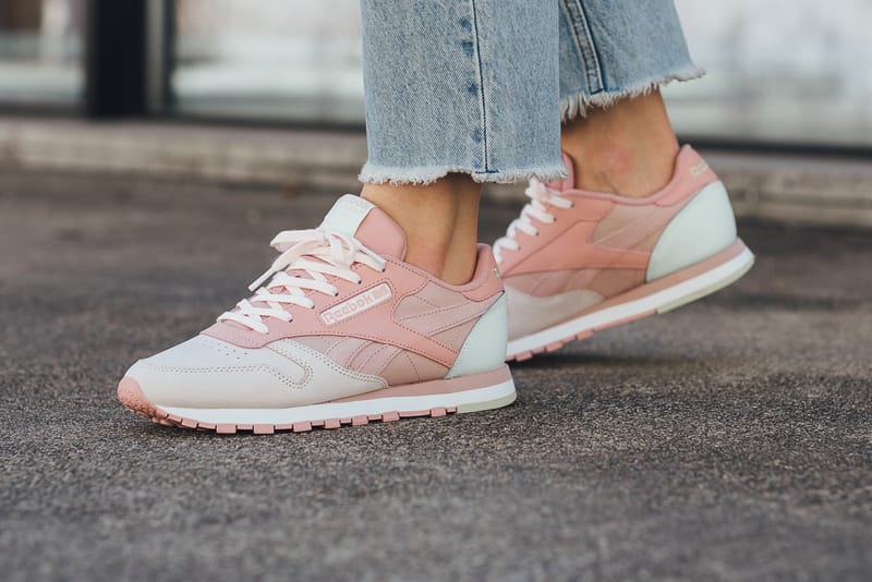 Reebok classic leather clearance womens pink