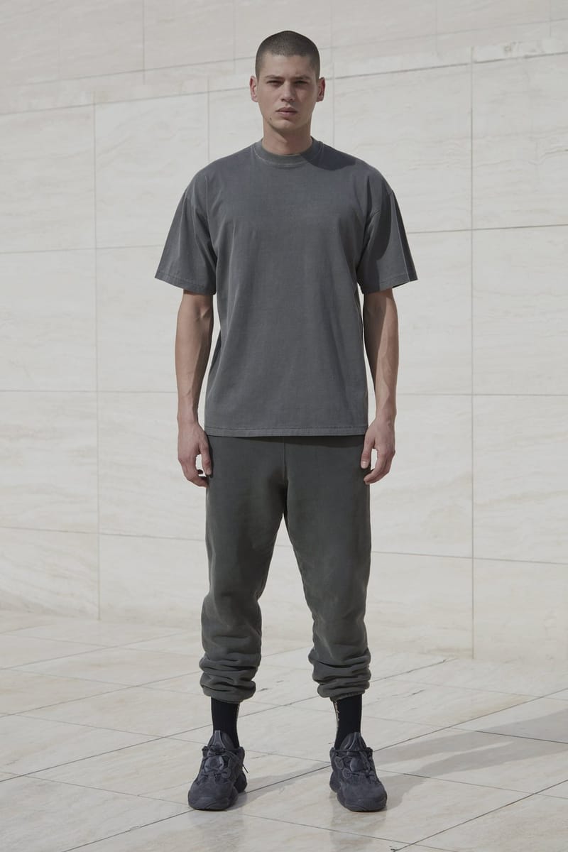 Yeezy season cheap 6 classic tee