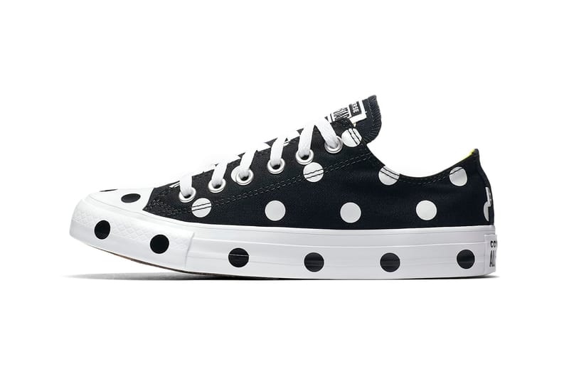 Black polka cheap dot converse