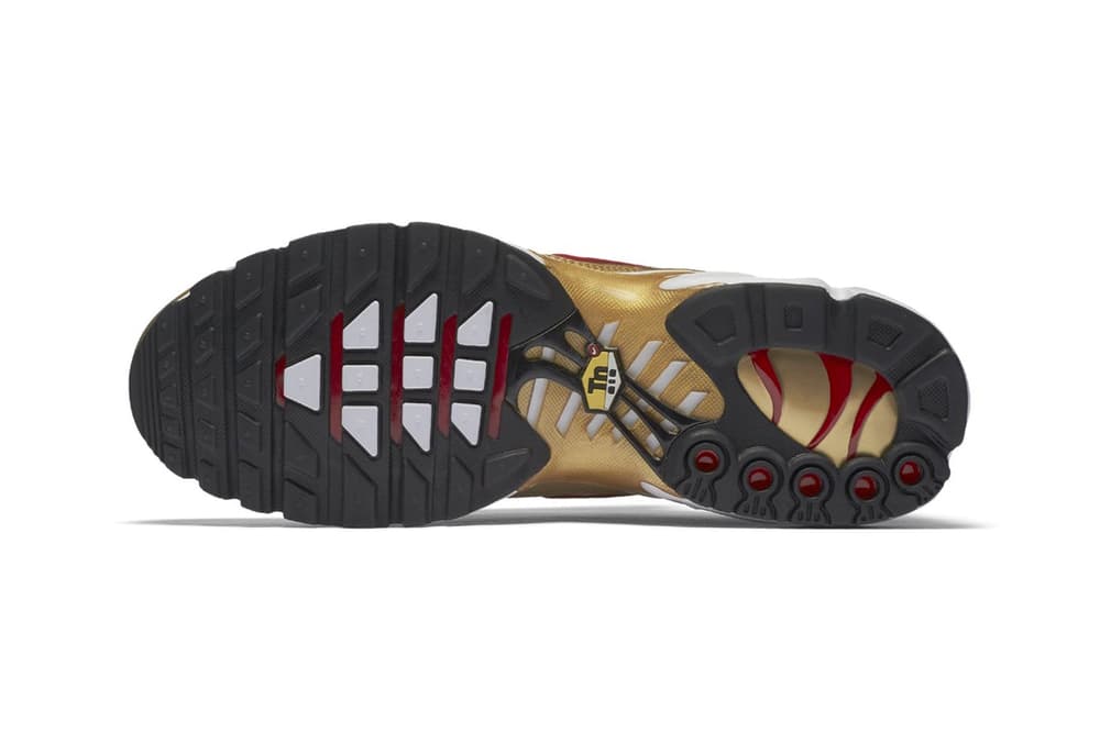 nike air max plus team gold