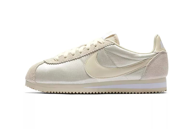 Nike cortez fossil white on sale