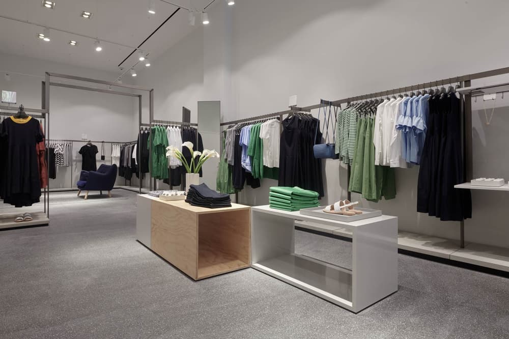 COS Opens Store in Chicago on Oak Street | HYPEBAE