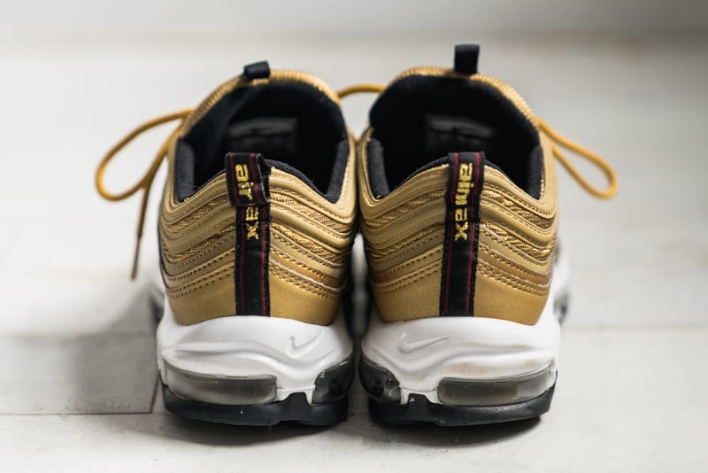 Air max hotsell zero gold review