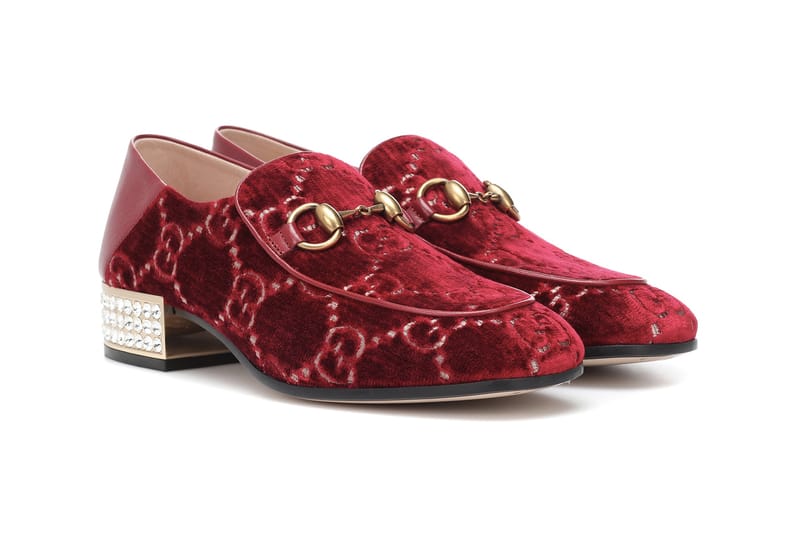 Red velvet sale gucci loafers