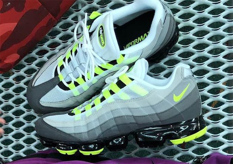 vapormax neon red