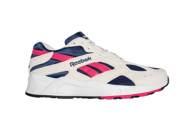 Reebok aztec enfant sale rose